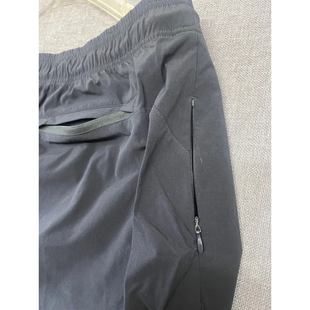 Rhone Mako Shorts Mens XL Navy Blue 7 Inch Inseam Athletic Training Gym Shorts